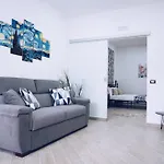Scorcio Di Mare By Dimora Hub Apartamento *