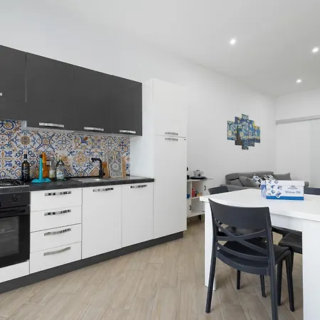 Apartamento Scorcio Di Mare By Dimora Hub *